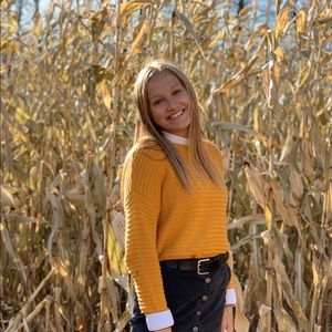 Meet your Posher, Hannah